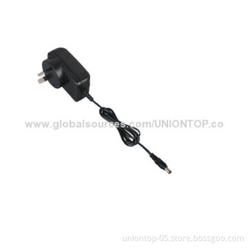 UK 5V/2A Wall Mount AC/DC Adapter with CE/FCC/LVD Certifications